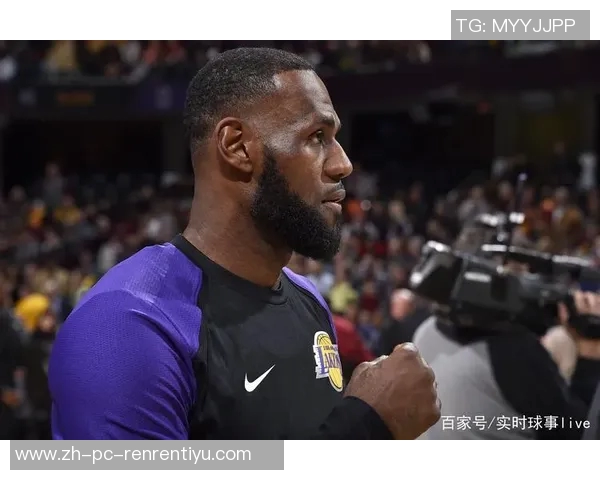 热火詹姆斯重返骑士主场再战昔日队友引发球迷热议与期待 热火詹姆斯重返骑士主场再战昔日队友引发球迷热议与期待